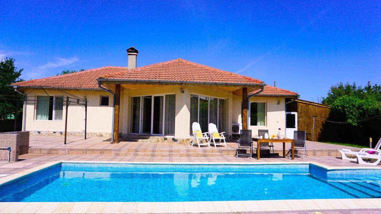 Вила Релакс - Villa Relax Sokolovo Exterior photo