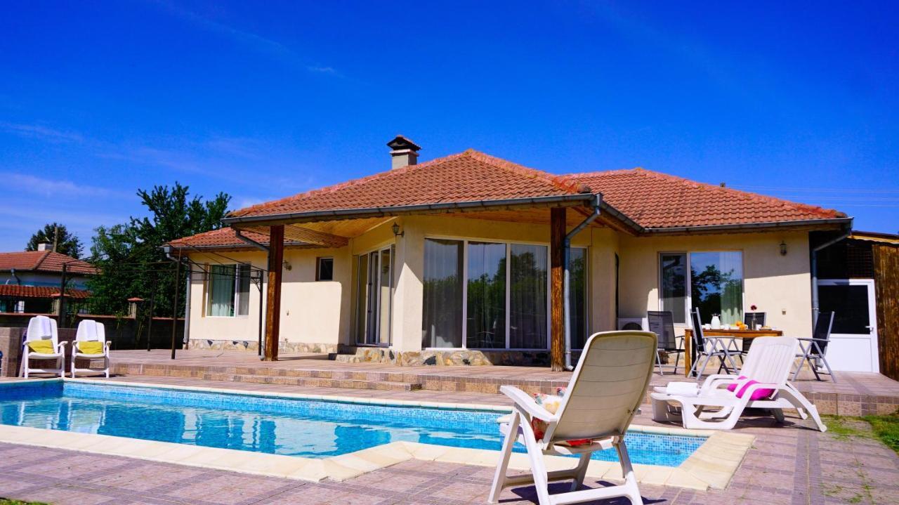 Вила Релакс - Villa Relax Sokolovo Exterior photo
